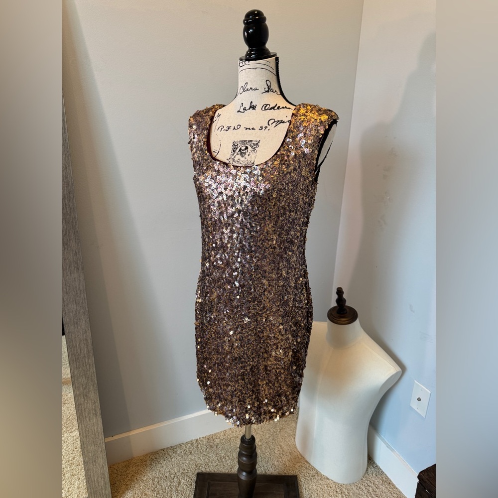 Cache NWT Gold Purple Sequin Mini Dress Size 6 | Sleeveless Bodycon Cocktail